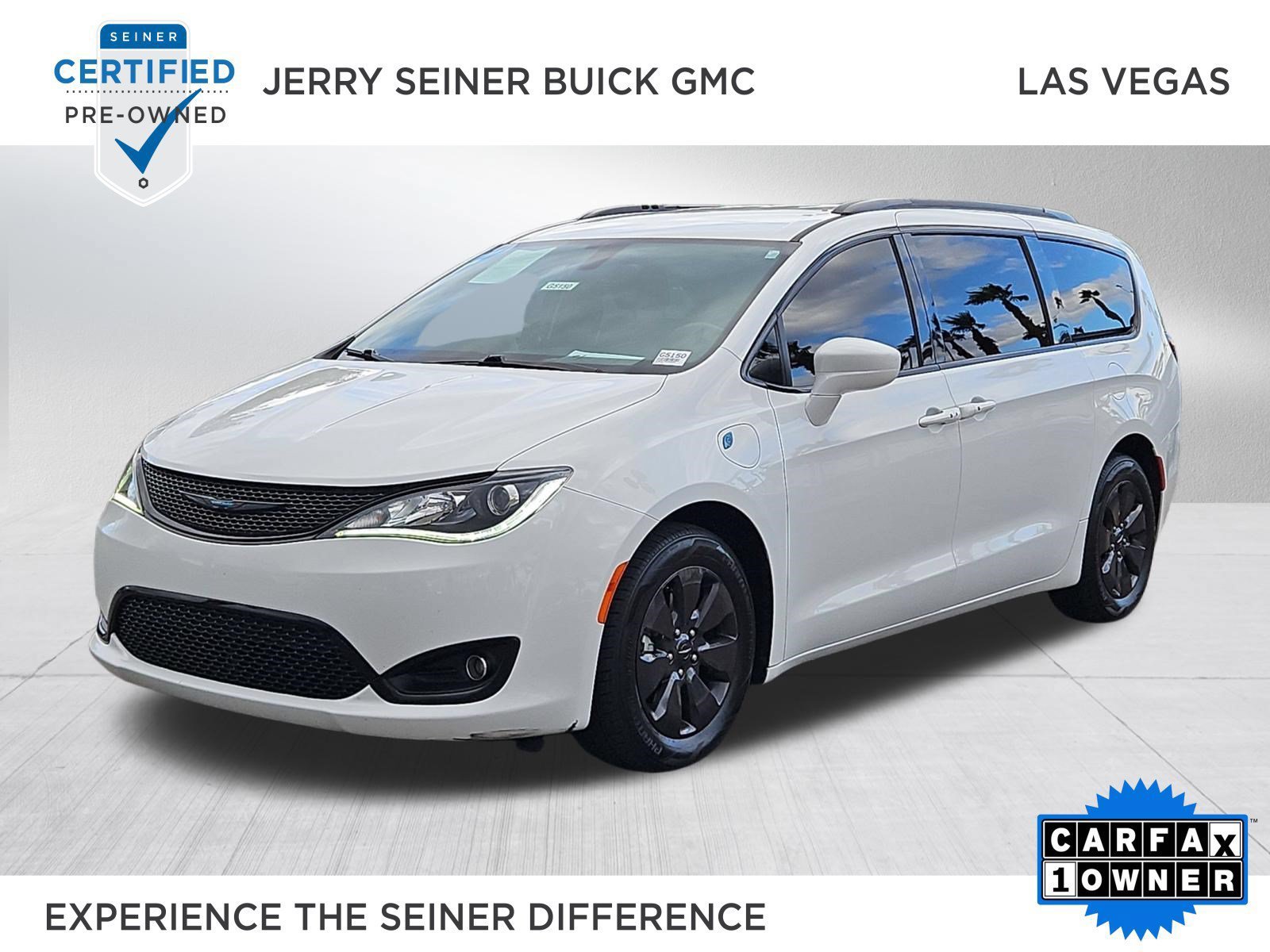 Used 2020 Chrysler Pacifica Touring-L FWD image 1