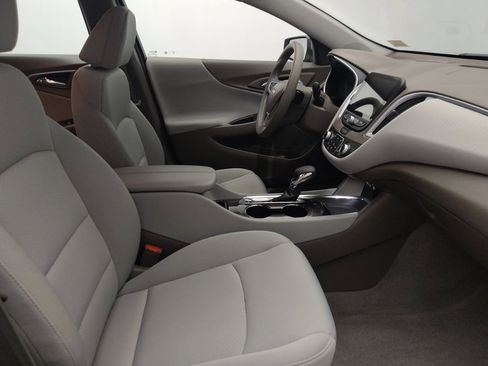 Used 2023 Chevrolet Malibu LT FWD image 21