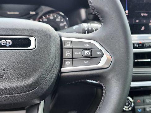 New 2026 Jeep Compass Limited AWD/4WD image 31