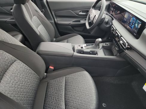 New 2026 Nissan Sentra SV FWD image 10