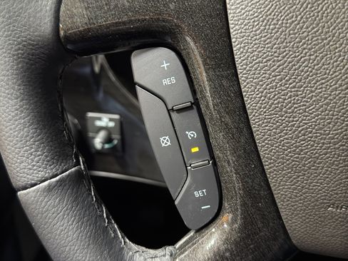 New 2025 GMC Savana 2500 Extended w/ Driver Convenience Package image 40