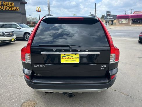 Used 2010 Volvo XC90 V8 image 4