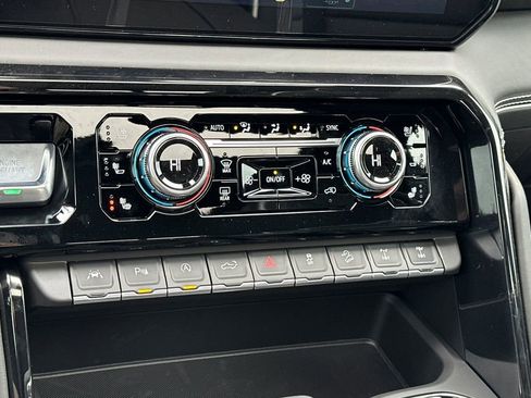 New 2026 GMC Sierra 1500 AT4X image 17