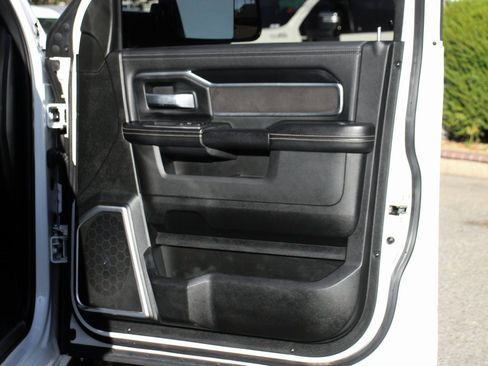 Used 2022 RAM 2500 Laramie w/ Night Edition image 42