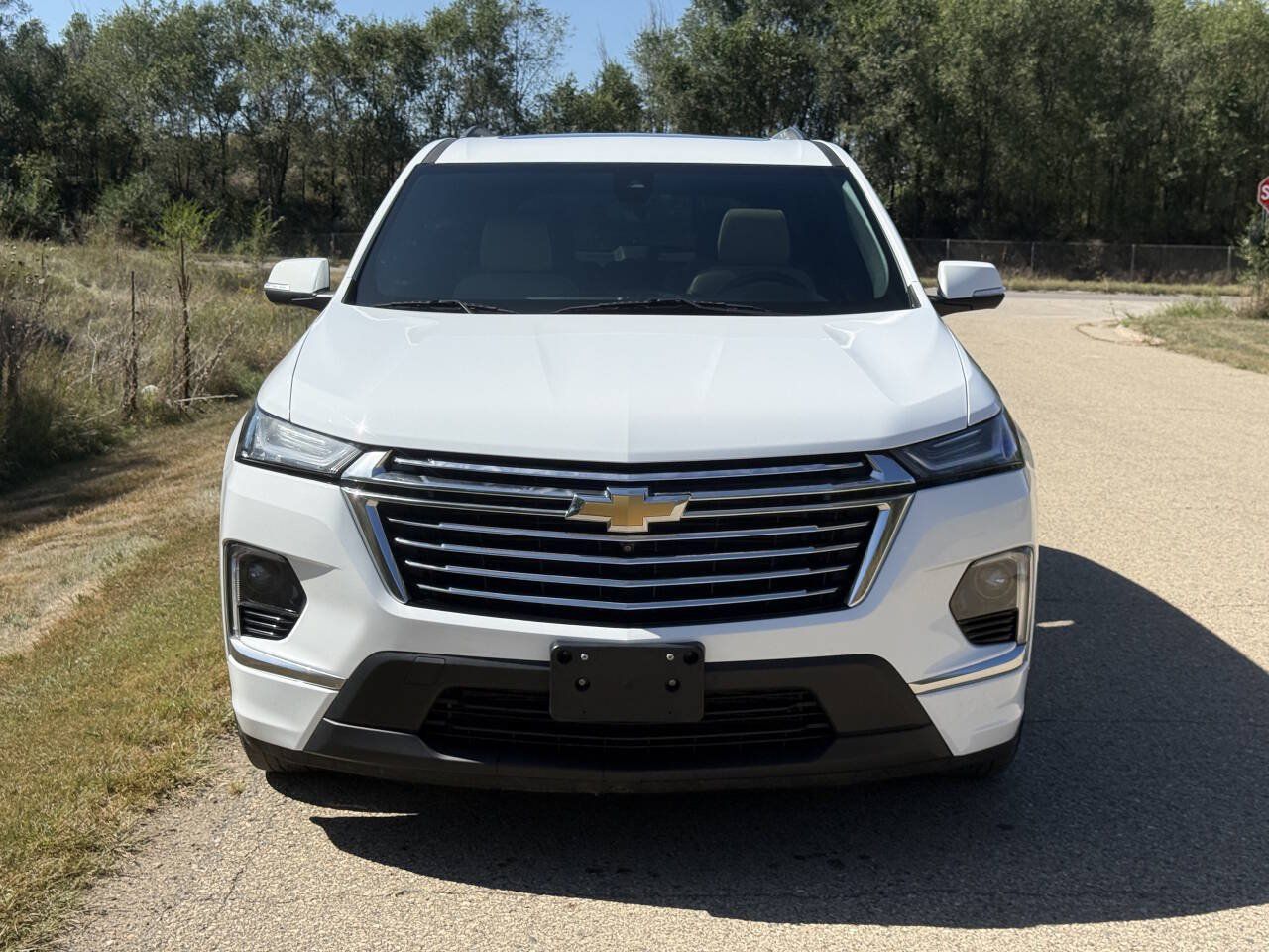 Used 2022 Chevrolet Traverse Premier w/ LPO, Floor Liner Package AWD/4WD image 3