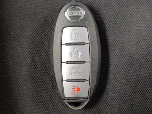 Used 2020 Nissan Sentra S FWD image 32