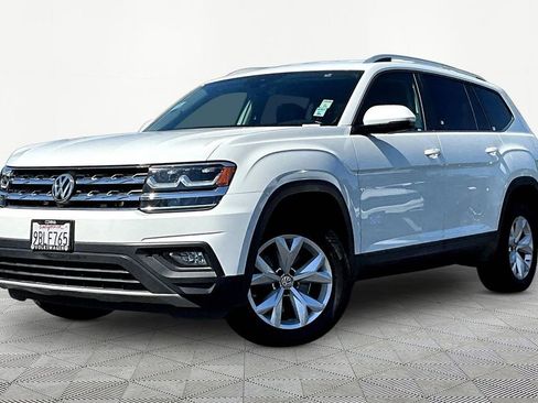 Used 2018 Volkswagen Atlas SE image 3