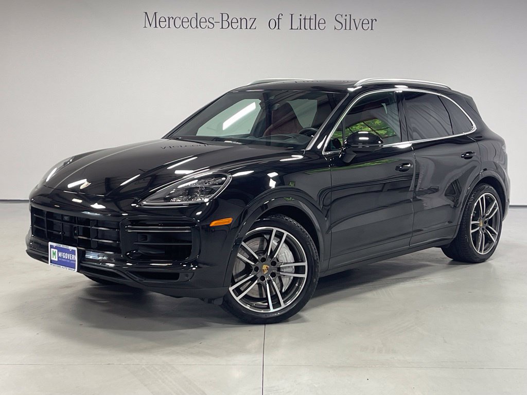 Used 2023 Porsche Cayenne Turbo AWD/4WD image 1
