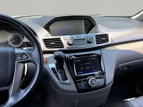 Used 2017 Honda Odyssey EX-L image 9