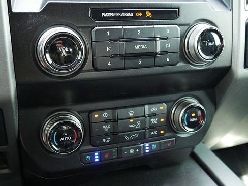 Used 2020 Ford F150 Raptor w/ Equipment Group 802A Luxury AWD/4WD image 49