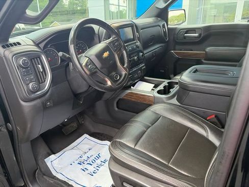 Used 2020 Chevrolet Silverado 1500 High Country w/ LPO, Dark Essentials Package AWD/4WD image 4