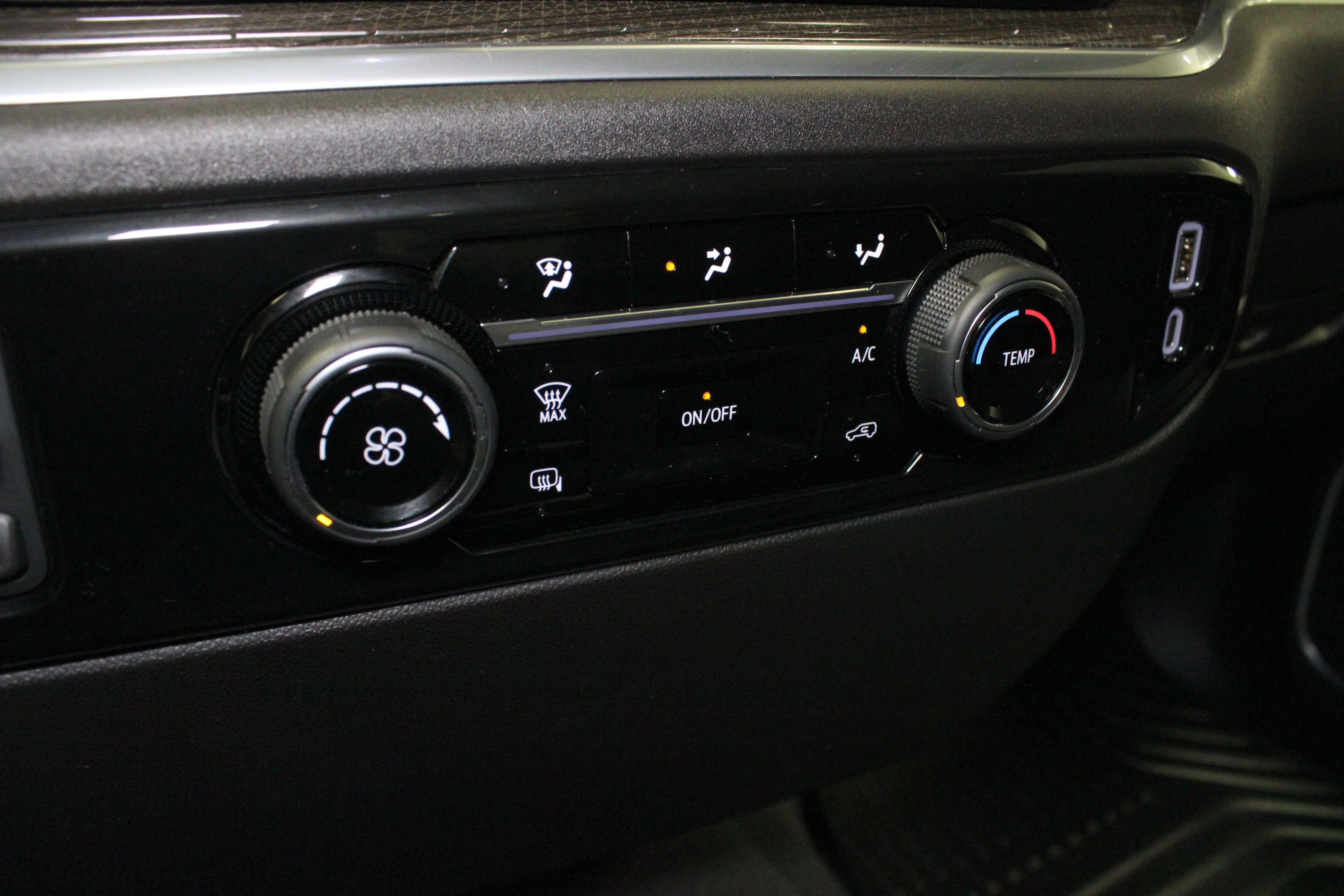 Used 2026 Chevrolet Silverado 2500 LT AWD/4WD image 24