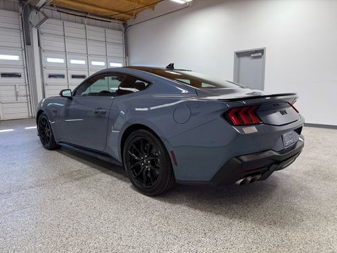 Used 2024 Ford Mustang GT Premium image 2