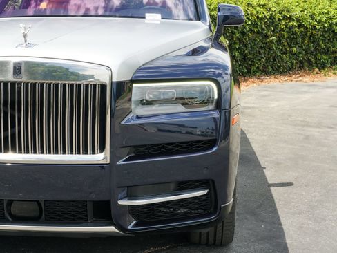 Certified 2022 Rolls-Royce Cullinan w/ Cullinan Package AWD/4WD image 34