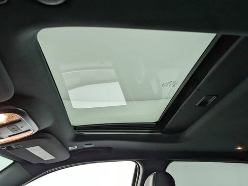 Used 2019 Jeep Grand Cherokee Altitude image 13