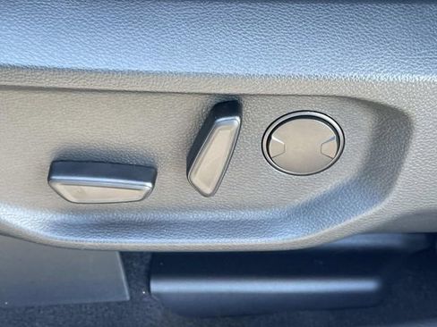 New 2025 Ford Ranger XLT w/ Equipment Group 301A High image 19