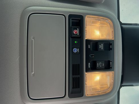 Used 2023 Honda Odyssey Touring image 36