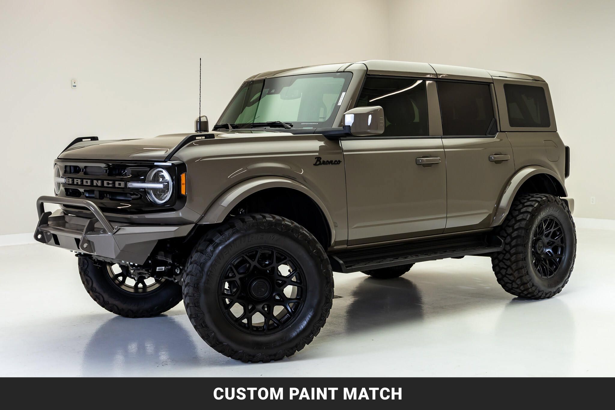 Used 2026 Ford Bronco Outer Banks AWD/4WD image 4