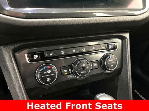 Used 2021 Volkswagen Tiguan SE R-Line image 9