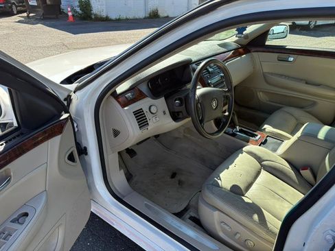Used 2007 Cadillac DTS Luxury I image 5