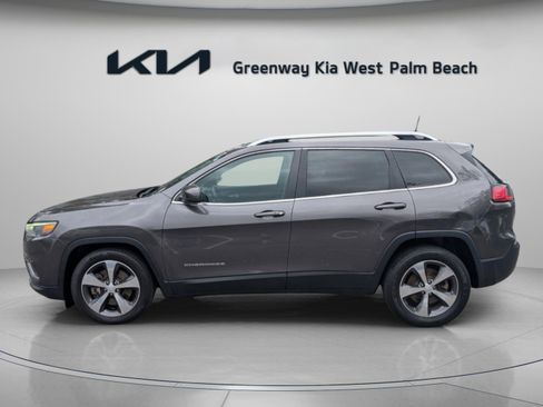 Used 2019 Jeep Cherokee Limited w/ Trailer Tow Group image 5