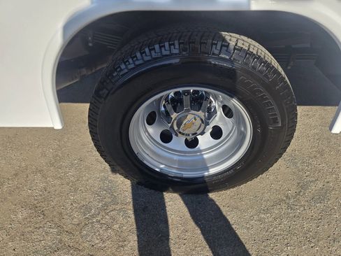 Used 2025 Chevrolet Silverado 3500 LT w/ Convenience Package image 30