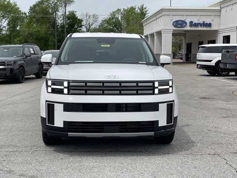 New 2025 Hyundai Santa Fe SE image 2