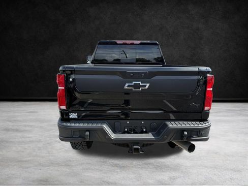 Used 2025 Chevrolet Silverado 2500 ZR2 w/ ZR2 Bison Edition AWD/4WD image 7