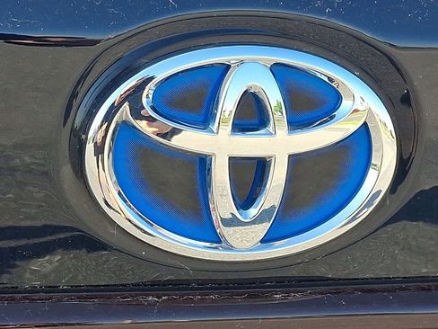 Used 2023 Toyota Corolla LE FWD image 9