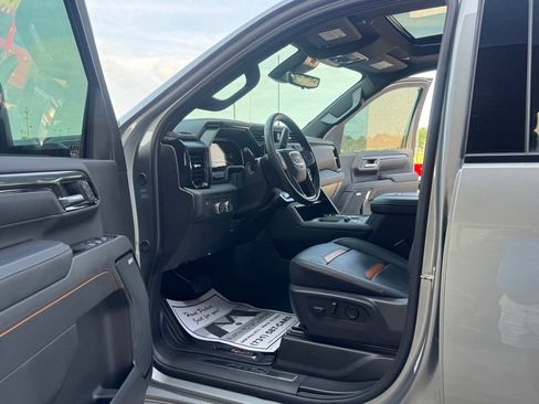 Used 2025 GMC Sierra 2500 AT4 w/ AT4 Premium Plus Package AWD/4WD image 22