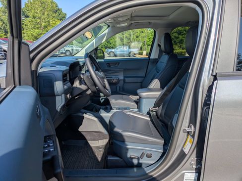 Certified 2025 Ford Maverick Lariat w/ Black Appearance Package AWD/4WD image 13