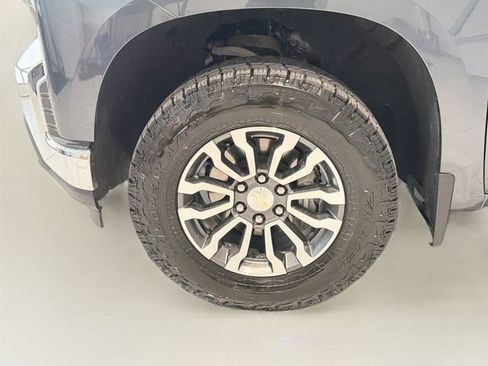 Used 2019 Chevrolet Silverado 1500 LT w/ All-Star Edition AWD/4WD image 23