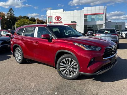 New 2026 Toyota Highlander Platinum