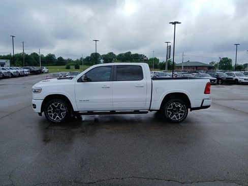 Used 2025 RAM 1500 Laramie w/ Sport Appearance Package AWD/4WD image 5