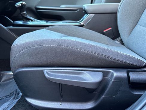 Used 2025 Kia K4 LXS image 28