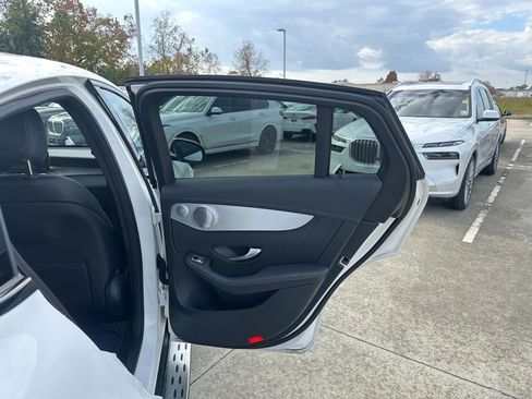 Used 2020 Mercedes-Benz GLC 300 4MATIC Coupe image 23