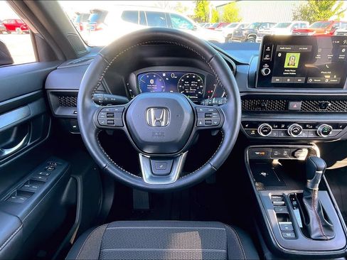 Used 2026 Honda CR-V TrailSport image 5