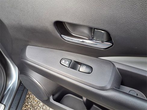 Certified 2023 Nissan Kicks SR w/ SR Premium Package image 28