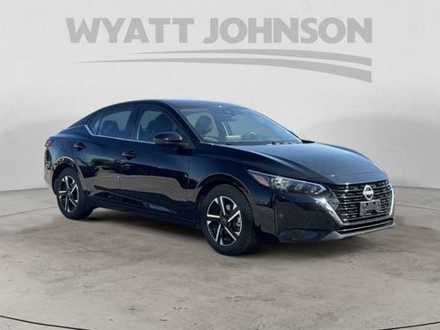 Used 2024 Nissan Sentra SV FWD image 7