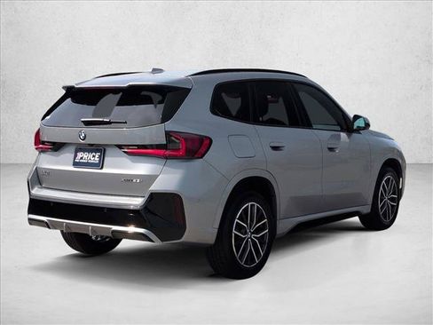 Used 2026 BMW X1 xDrive28i AWD/4WD image 5