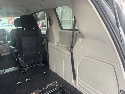 Used 2014 Dodge Grand Caravan SE w/ Quick Order Package 29E SE image 27