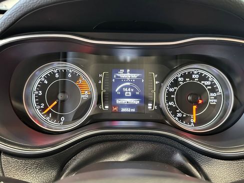 Used 2021 Jeep Cherokee Latitude Lux image 16