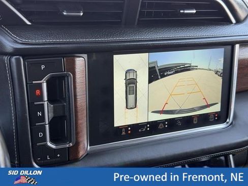Used 2023 GMC Yukon Denali Ultimate AWD/4WD image 12