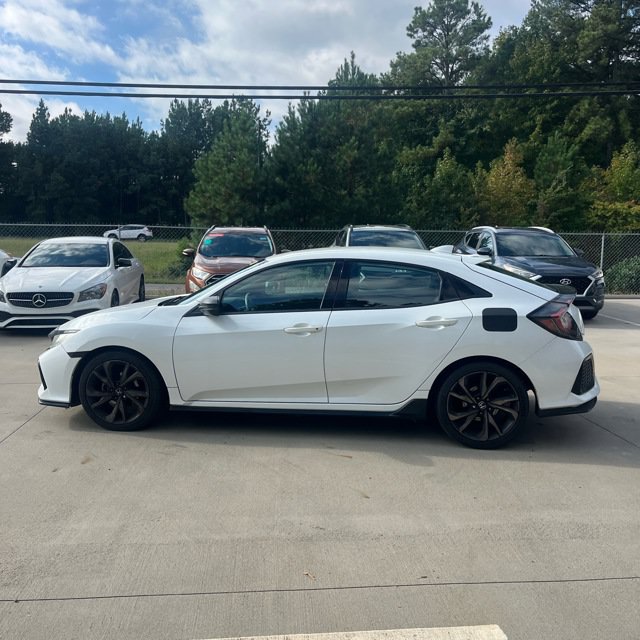 Used 2018 Honda Civic Sport image 2