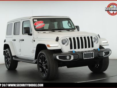 Used 2023 Jeep Wrangler Unlimited Sahara w/ Cold Weather Group