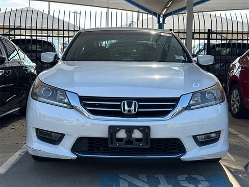 Used 2013 Honda Accord Sport image 2
