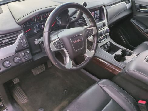 Used 2017 GMC Yukon SLT w/ Open Road Package image 10