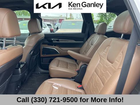 Certified 2021 Kia Telluride SX w/ SX Prestige Package AWD/4WD image 11