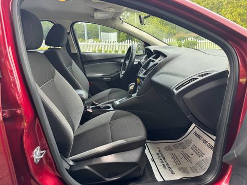 Used 2013 Ford Focus SE FWD image 15