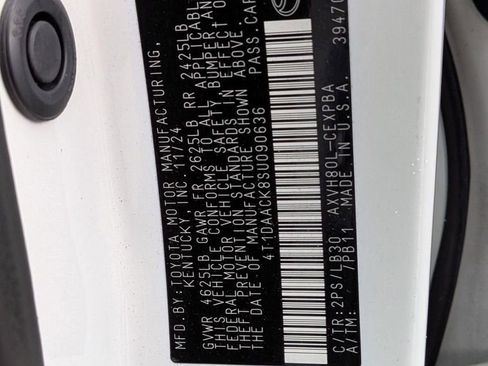 Used 2025 Toyota Camry XSE FWD image 26